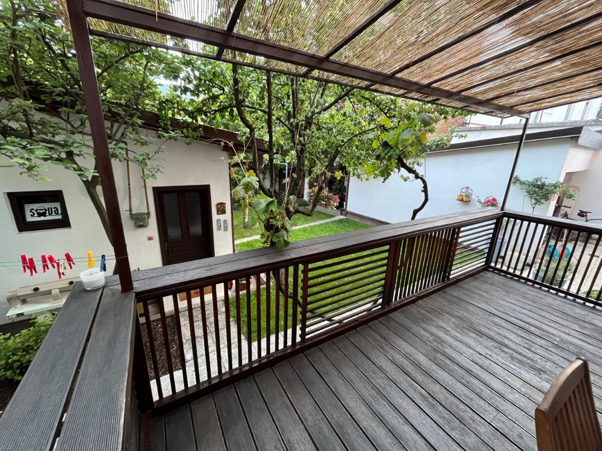 Apartments Music, Garden And Free Parking Sarajevo Bagian luar foto