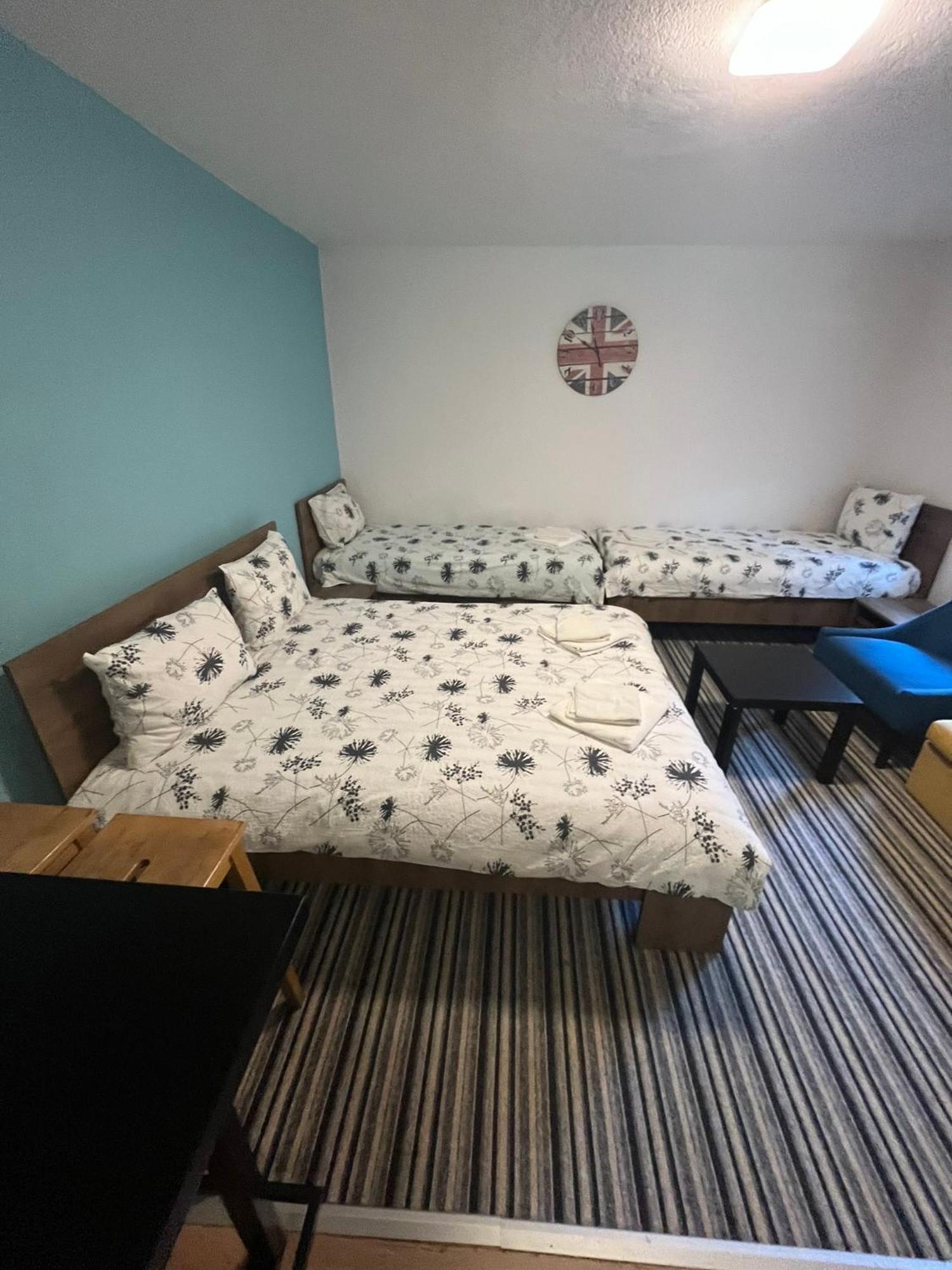 Apartments Music, Garden And Free Parking Sarajevo Bagian luar foto